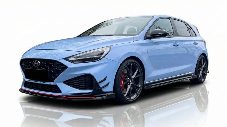 Hyundai i30N Front view of the performance-blue Hyundai i30 N track rental ready for laps on the Nürburgring Nordschleife.